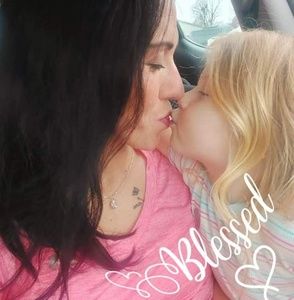 Meet your Posher, Tabatha